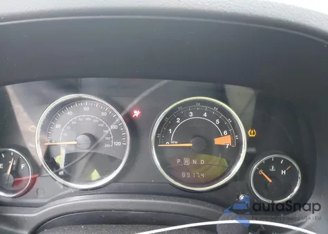 2016 Jeep Compass High Altitude Edition z USA, uszkodzony, nr VIN 1C4NJCEA0GD754766